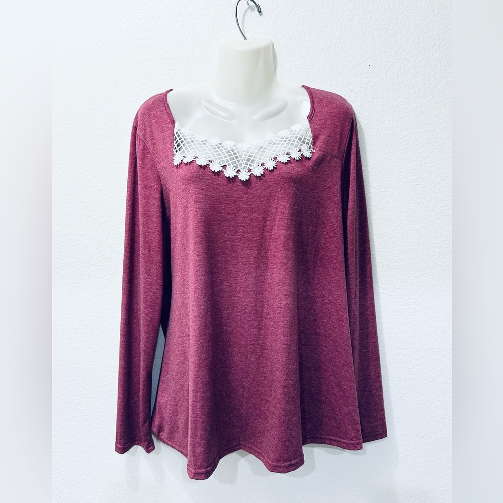 Rotita Elegant Burgundy Lace Trim Top